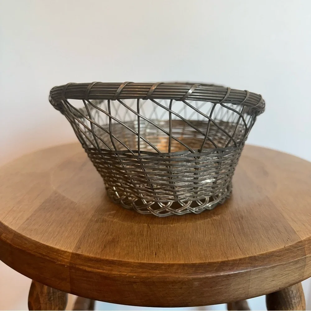 Vintage Silver Plated French Baguette  Basket Dinner Rolls Buns Woven Patina - Picture 2 of 12